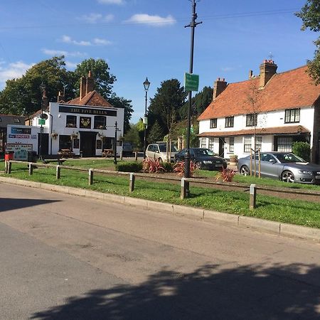 Harmondsworth Hall Guest House West Drayton  Eksteriør bilde