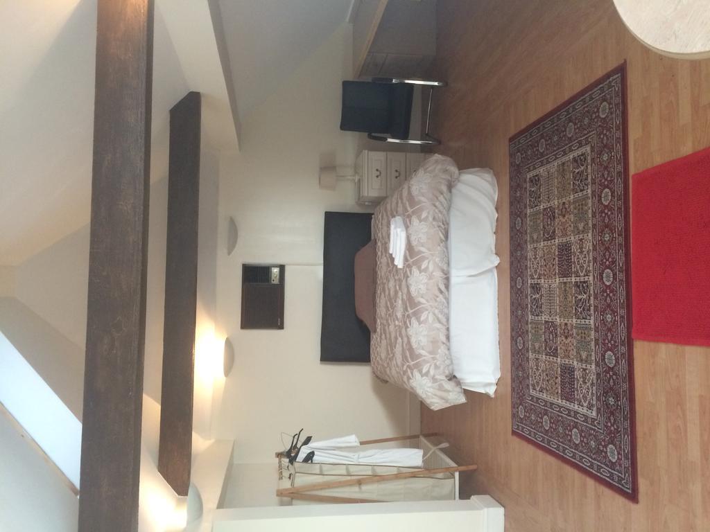 Harmondsworth Hall Guest House West Drayton  Rom bilde